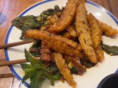 -云阿蛮云南生烫牛肉米线(奉贤路店)