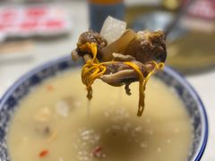 老火牛尾汤-牛头鱼庄·地道广西菜(鲁班店)