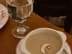 特浓忌廉蘑菇汤-Entrecôte 法国牛扒馆(保利·时光里店)