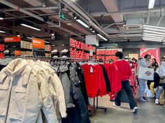 -NIKE上海青浦优选体验店