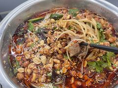 -周良天山牛杂城(天山路总店)