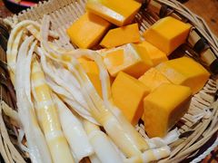 -四小区火锅·巷子里的重庆火锅(花照壁店)