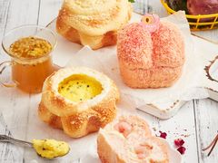 白桃卡仕达面包-85度C(广州东银广场店)