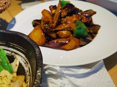 -关东小磨东北菜(上海长风大悦城店)