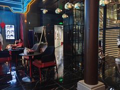 -屋有岛沉浸游戏旗舰店(中山公园店)