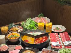 -三出山火锅(南京万象天地店)