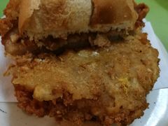 猪扒包-胜利茶餐室