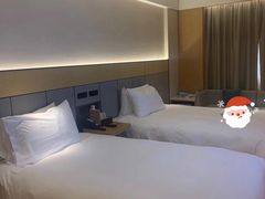 -全季酒店(上海青浦吾悦广场淀山湖大道店)