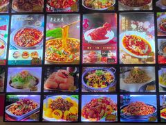 -老码头黑皮肘子锅包肉(赣水路店)