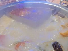 -红牌美蛙鱼头火锅(万辉国际广场店)