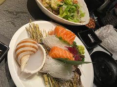 三文鱼刺身-山上下日本料理(万象城店)