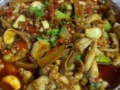 牛蛙爱上虾-小民大排档(光谷店)