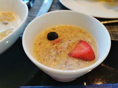草莓谷物-重庆尼依格罗酒店·欣厨Niccolo Kitchen