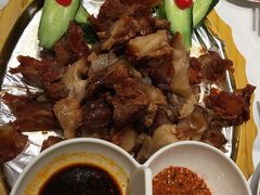 特色牛盖骨-老爷庙风味美食府