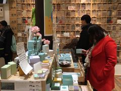 -猫的天空之城概念书店(杭州南宋御街店)