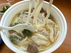 -鑫花溪牛肉米粉(东环大润发店)