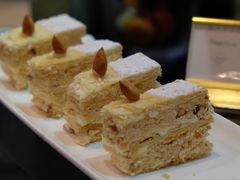 -城市名人酒店喝彩西餐厅(人民南路店)