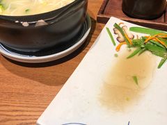 -云海肴·汽锅鸡·云南菜(天山百盛优客店)