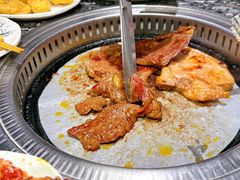 -阪尚皇·原切牛排·烤肉火锅自助(北京路店)