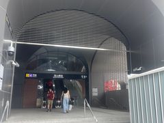 -宝山路(地铁站)