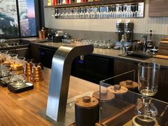 -星巴克(港汇1号办公楼店)