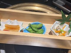 -山川小町·极番烧肉(新地假日广场店)