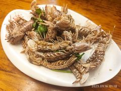 -老东镇啤酒屋海鲜加工·蒸汽海鲜·海鲜烧烤(台东店)