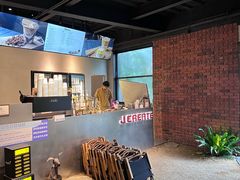 -J Create城市露营咖啡·简餐·宠物(上海动物园店)