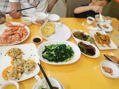 -鹏城人家海鲜酒家·23年老字号(较场尾店)