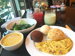 -圣丰索菲特·2 On 988 Café 自助餐厅