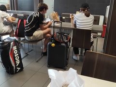 -麦当劳(深圳北站高铁店)