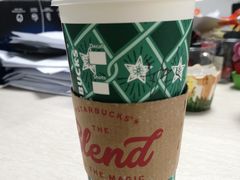 -星巴克(宁波东门银泰店)