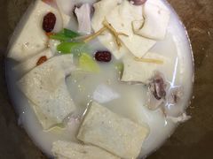 -滇香肴·云南菜蒸汽石锅鱼(云南北路店)