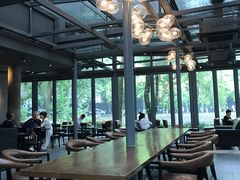大堂-星巴克(西湖天地店)