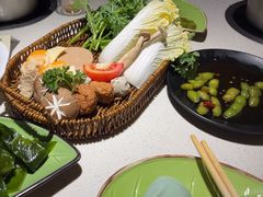 -一叶一世界•素食餐厅(环球中心店)