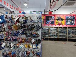 -逝水玩具折扣店