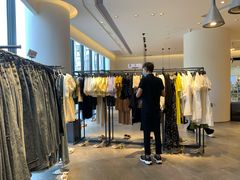 -URBAN REVIVO(大信新都汇店)
