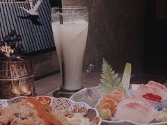 -铭牛烧肉·和牛海鲜自助(高新月牙湖店)