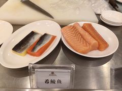 -迈豪国际酒店-百老汇旋转西餐厅