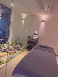 -妈咪爱月子中心·母婴护理