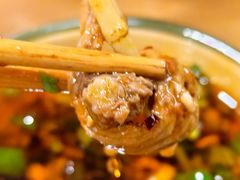 -拈签一笑黄牛肉辣卤串串
