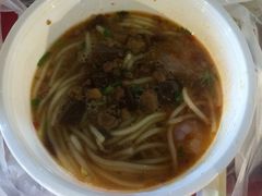 -六合夜市