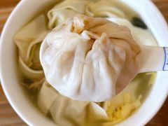 -笑来喜馄饨小笼工坊店(湖滨街店)