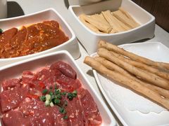 捞派嫩羊肉-海底捞火锅鲜切牛肉主题店(长寿路店)