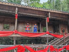 -梭布垭石林景区