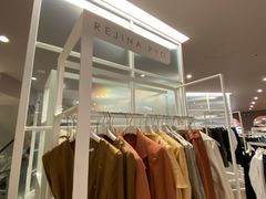 -文艺复兴百货(米兰大教堂广场店)