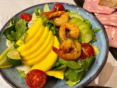 芒果牛油果大虾色拉-乐意坊Alla Torre意大利手工披萨(陆家嘴旗舰店)