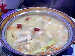 -千岛蚝高压锅生蚝·人参火锅(白云万达店)