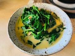 奶油菠菜-穹六人间 people 6(岳阳路店)