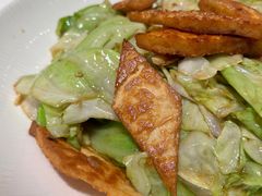 包包菜炒馕-巴依老爷新疆美食(望京小街店)